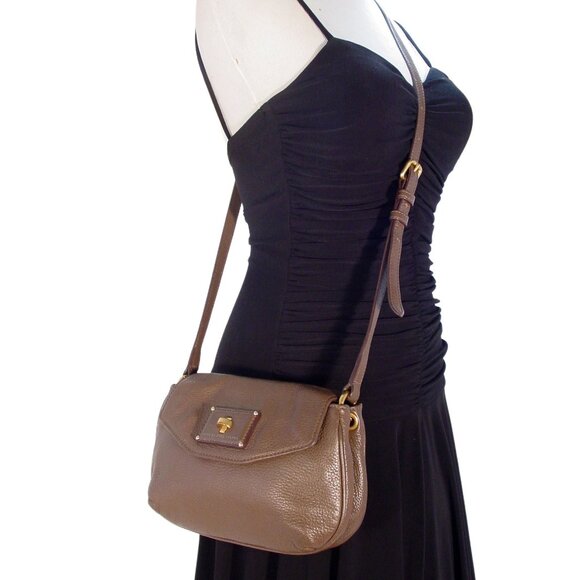 MARC by MARC JACOBS Vintage Small Pebbled Leather Golden Turn Lock Crossbody Bag - Picture 2 of 9